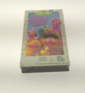 NEW SEALED RARE SING YOURSELF SILLY (VHS) SESAME STREET SONGS 1990 f128
