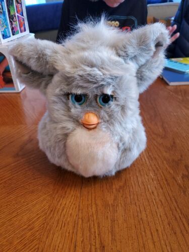 Emoto Tronic Furby Grey Pink Belly Green Eyes Tiger 59294 Tested Working 2005