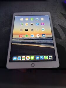 New ListingApple iPad 8th Gen 10.2