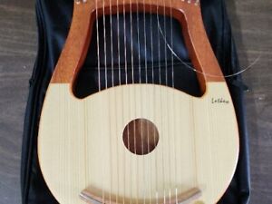 Lyre Harp 19 Strings Solid Spruce Board Tunning Wrench Strings Manual Gig Bag