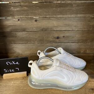 Womens Nike Air Max 720 Triple White Athletic Shoes Sneakers Size 8.5 M GUC