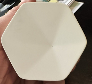 Xfinity xFi Wi-Fi Pod Ethernet Repeater - White