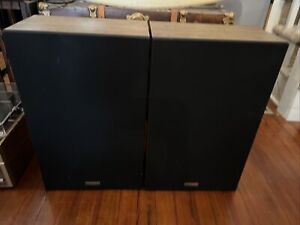 2 Vintage Fisher N L8189-604 Electronics Home Audio Speakers. Tested Very Good