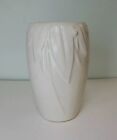 Vintage 1930's Nelson McCoy Leaves and Berries Vase 6