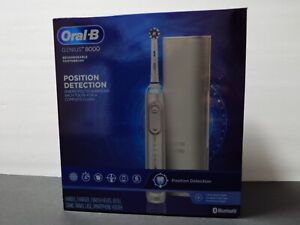 Oral-B Genius 8000 Rechargeable Toothbrush With Bluetooth  White -NEW