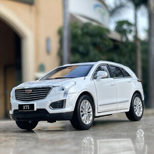 1/32 JKM Cadillac XT5 Sound Lights Diecast Model Toy Car Gifts For Kids