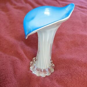 Jack in the Pulpit Vase Blown Art Glass Turquoise & White Cased Calla Lily 8