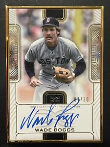 2023 Topps Definitive Wade Boggs Gold Framed Auto /30