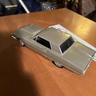 AMT 1964 Ford Thunderbird Philco Radio Promo 1:25 Scale Plastic Model Car Silver