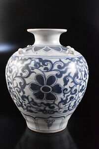 New ListingF3896: XF Chinese Blue&White Flower Arabesque FLOWER VASE with a decorative,