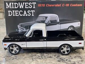 ACME Midwest Diecast Black & White 1970 Chevrolet C-10 Custom Truck 1/18