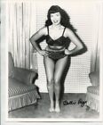 BETTIE PAGE signed AUTOGRAPH 1259