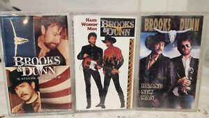 Vintage Cassette Tapes Lot Of 20+ With Case! Country