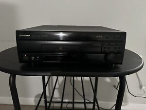 Pioneer CLD-D503 CD/CDV/LD Laserdisc Player