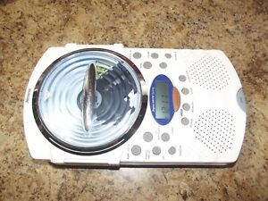 Vintage Y2K Memorex Shower CD Player Clock Radio MC1008 Water Resistant