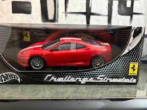 ferrari 360 challenge stradale 1:18 HOT WHEELS Red and White with box.