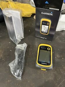 New Garmin eTrex 10 2.2 inch Handheld GPS Receiver Bundle Free Shipping