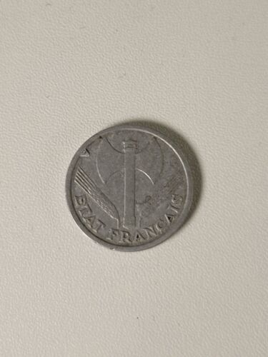 1942 France ETAT FRANCAIS - TRAVAIL FAMILLE PATRIE WW2 1 FRANC  French coin