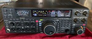 New ListingYAESU FT-2000 Ham Amateur Radio Very Clean.