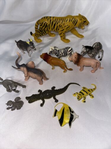 Zoo Animal Toy Lot 12 Pastic Rubber Bird Safari Farm Reptile Wildlife Figures