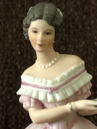 Lenox Figurine * Caroline - Victorian  * Great Fashions Of History * Porcelain