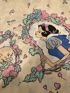 New ListingVtg 90s Disney Snow White Flat Twin Bed Sheet Dopey Seven Dwarfs Cream Birds