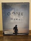 Gone Girl (Blu-Ray + Digital) w/Book - Ben Affleck, Rosamund Pike