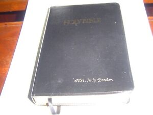 Holy Bible GIANT PRINT KJV red letter black leather thumb indexed (1976) Nelson