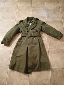 Military Issued Vintage Size Small Short Trench Coat With Removable Liner