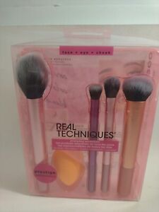 Makeup Brushes Real Techniques Everyday Essentials Brush Set - Pack of 5