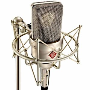 Neumann TLM 103 Large Diaphragm Condenser Microphone  W/ Shockmount Manley  Akg