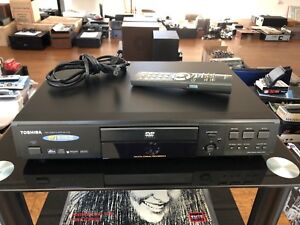 Mint Toshiba DVD Video Player SD-3750MP3 CD-R/DVD Dolby DVD Player