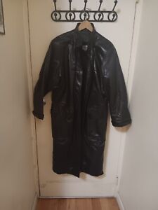 Leather Maxima Long Coat Womens.Size M Black Trench Coat Button.Down Pockets.USA