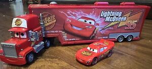 Disney Pixar Cars Mack Superliner Truck Hauler Lightning McQueen Play set Mattel