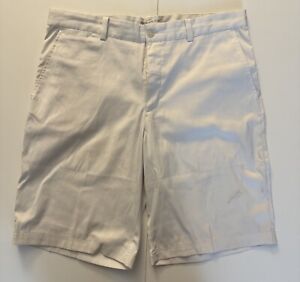 Men Nike Golf White Shorts Size 34 Dri-Fit Standard Fit