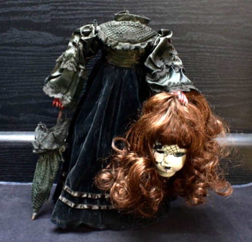 OOAK - Gothic Creepy Horror Doll - Halloween - Vintage Porcelain Doll (96)