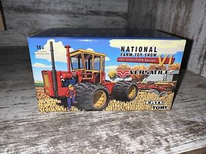 1/64th Scale Versatile 125 4WD Tractor 2023 National Farm Toy Show Ertl Die-cast