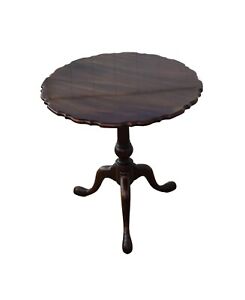 New ListingVintage Stickley Traditional Carved Mahogany Round Pedestal Table