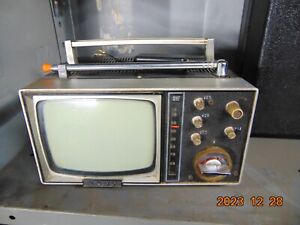 Vintage Sony Micro Television 5-307UW Portable CRT TV (CONDITION UNKNOWN)
