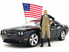 1/18 ACME 2010 Dodge Challenger SRT8 George Washington Figure and Flag A1806016