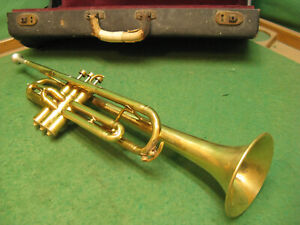 Conn Cavalier Peashooter Trumpet  - Reconditioned - Original Case and Conn 4 MP