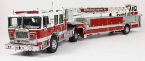 New Listing1:50 Scale TWH Collectibles Redwood City Truck 9 Diecast Seagrave TDA Fire Truck