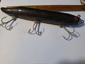 Vintage HAND MADE Fishing lure - 9