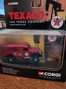 Corgie Toy  Diecast Trucks TEXACO scenic  Cruiser and  Texaco DODGE 4×4