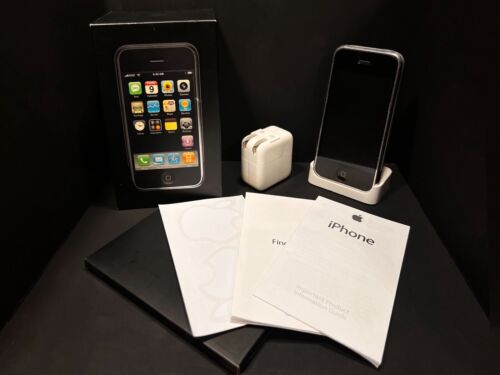 Apple iPhone 1st Generation - 8GB - Black (AT&T) A1203 (GSM)