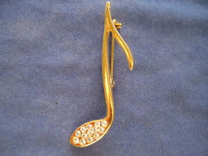 Music Musical Note Pin - Gold Sing Lyrics Treble Clef Band Choir - Jewelry - NEW