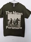 Paramore The News Tour T-Shirt Mens Medium Gray Band Emo Pop Punk Alt Rock