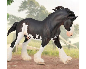 BREYER HORSE COLLECTA CLYDESDALE STALLION BLACK SABINO PINTO MODEL HORSE #88981