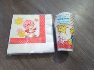 VINTAGE 1982 Strawberry Shortcake Napkins And Hot/Cold Cups