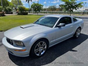 2007 Ford Mustang Coupe GT Deluxe 5-Speed Manual